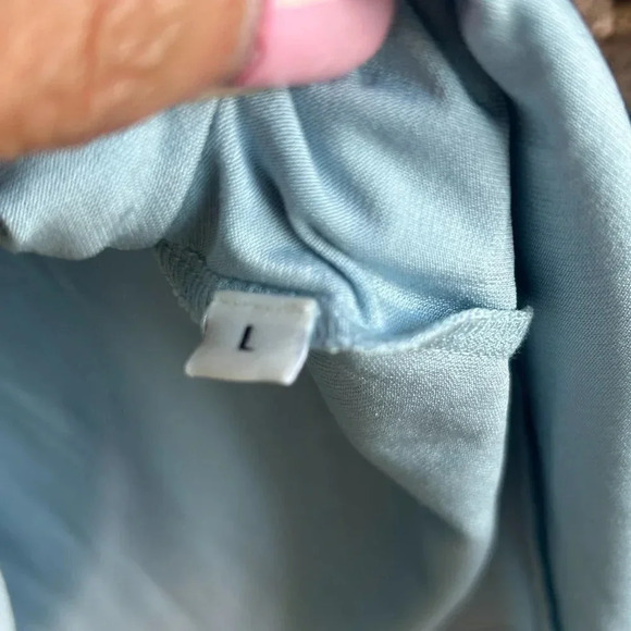 Doncaster Signature  Silk Blend Light Blue Casual Scoop Neck T Shirt - Picture 3 of 4